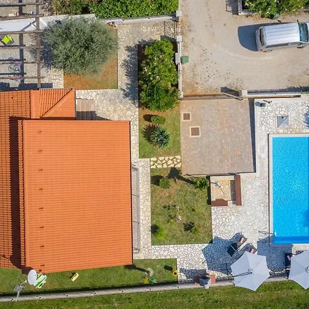 Bali Feriehus Kaštelir